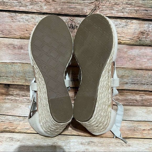 Vionic Kaitlyn Wedge Sandals - Picture 5 of 6